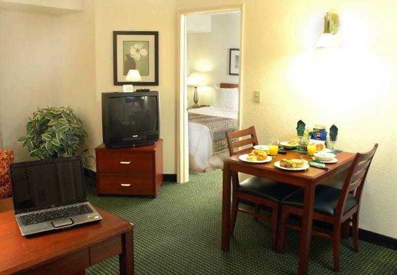 Residence Inn Sacramento Ранчо-Кордова Номер фото