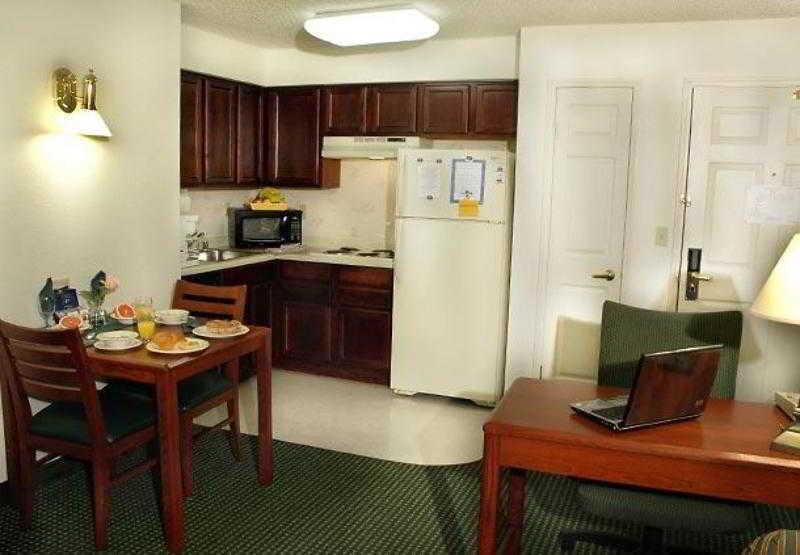 Residence Inn Sacramento Ранчо-Кордова Номер фото